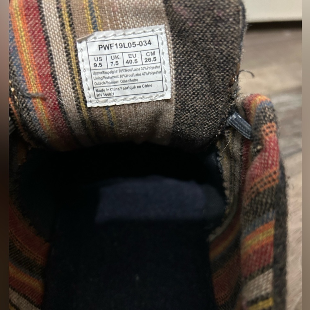 Pendleton Wool Sneaker shoe Dark Gray Lace Up vibram sole - Picture 5 of 7